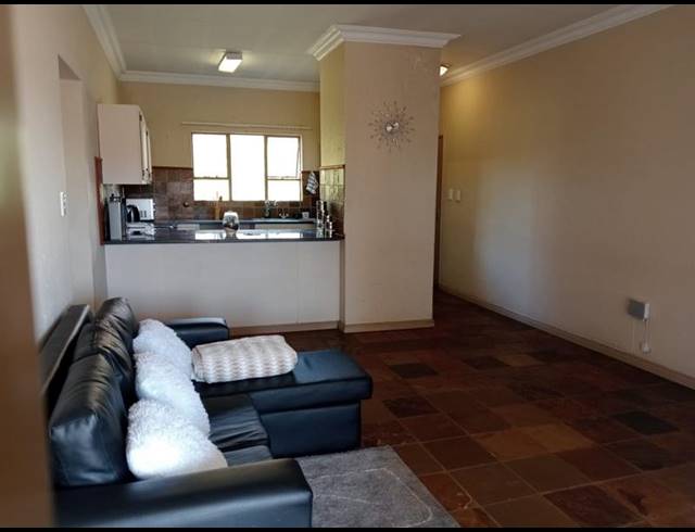 1 BEDROOM TOWNHOUSE FOR SALE IN WELTEVREDEN PARK